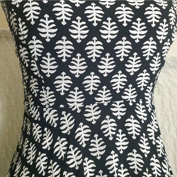 Old Navy Dress Black & White Dress Pasley Print Size Small - Picture 8 of 12